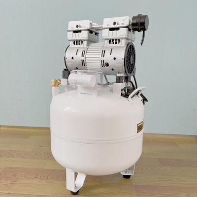 Compresor de bomba de aire médico de 40L 850W Compresor de aire sin aceite dental Uso para 2 sillas dentales