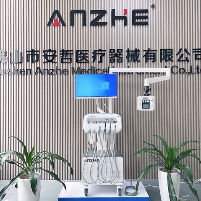 Un buen precio. Estación de trabajo dental veterinaria Unidad dental veterinaria Instrumentos dentales veterinarios para perros en línea