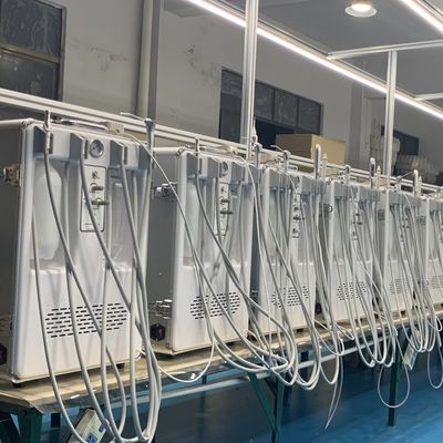 Un buen precio. Unidad dental móvil con compresor de aire de 550W en línea